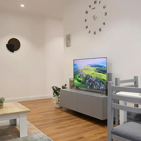 Seastep Apartman Durrës
