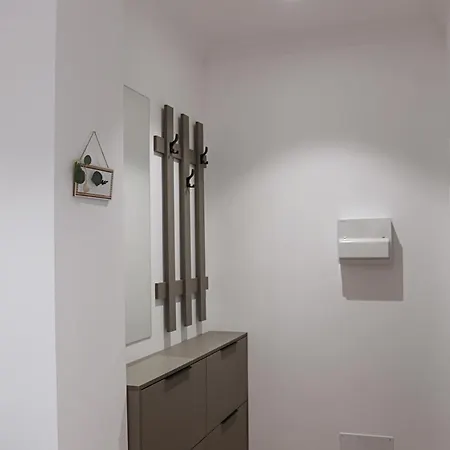 Seastep Apartman Durrës
